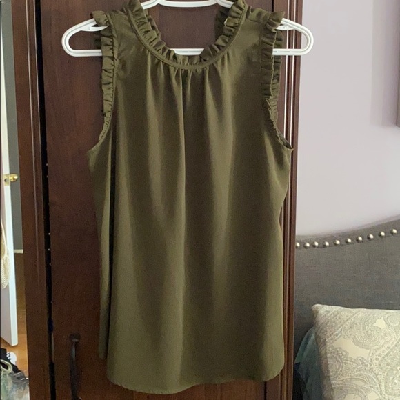 Ruffle blouse - Picture 3 of 6